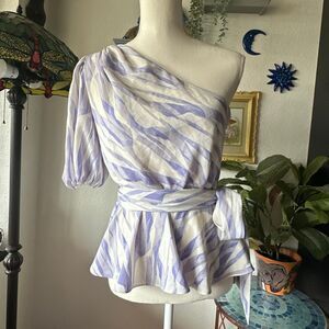 Nine West Size Medium Cream & Purple one shoulder Blouse